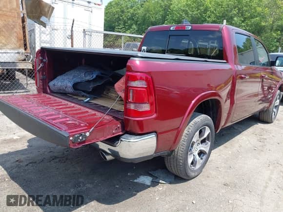 2019 Ram 1500 Laramie с VIN 1C6SRFJT5KN849869, выставлен на аукционе IAAI как лот 42451927 с пробегом 55 306 миль миль и . История ставок и продаж доступна на DreamBid. Изображение 4.