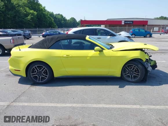 2021 Ford Mustang EcoBoost с VIN 1FATP8UH4M5110331, выставлен на аукционе IAAI как лот 42482803 с пробегом 78 858 миль миль и . История ставок и продаж доступна на DreamBid. Изображение 13.