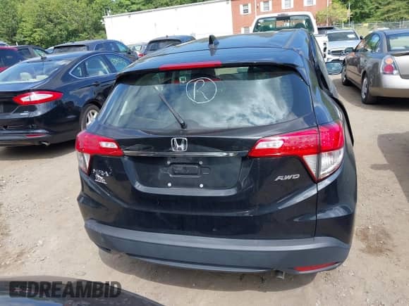 2021 Honda HR-V LX с VIN 3CZRU6H32MM747657, выставлен на аукционе IAAI как лот 43062246 с пробегом 24 283 миль миль и . История ставок и продаж доступна на DreamBid. Изображение 16.