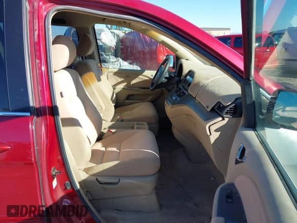 2005 Honda Odyssey EX с VIN 5FNRL38485B423778, выставлен на аукционе IAAI как лот 43459518 с пробегом 206 738 миль миль и . История ставок и продаж доступна на DreamBid. Изображение 5.