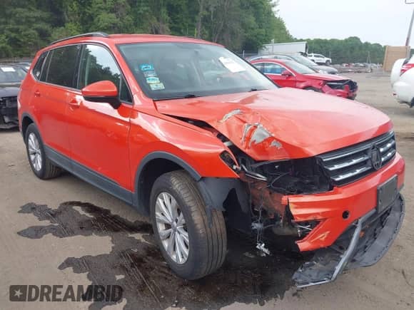 2019 Volkswagen Tiguan S с VIN 3VV0B7AX4KM150970, выставлен на аукционе IAAI как лот 42589025 с пробегом 62 134 миль миль и . История ставок и продаж доступна на DreamBid. Изображение 1.