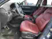 2023 Mazda CX-5 S Preferred z VIN JM3KFBCMXP0201763, wystawiony jako Copart lot #65714925 z przebiegiem 19 112 mil mil oraz Szkoda całkowita • Salvage title. Historia ofert i sprzedaży dostępna na DreamBid. Obrazek 7.