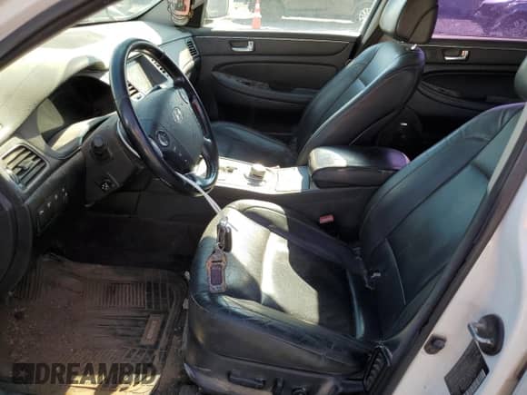 2009 Hyundai Genesis с VIN KMHGC46E29U057933, выставлен на аукционе Copart как лот 69610965 с пробегом 276 275 миль миль и Чистый • Clean title. История ставок и продаж доступна на DreamBid. Изображение 7.