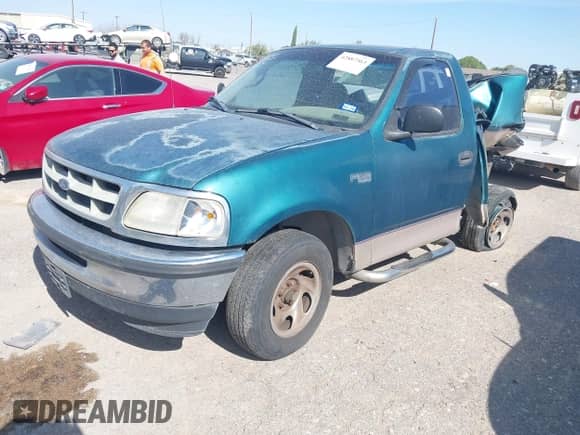 1998 Ford F-150 с VIN 1FTZF1724WKB67848, выставлен на аукционе IAAI как лот 42887563 с пробегом 162 545 миль миль и . История ставок и продаж доступна на DreamBid. Изображение 2.