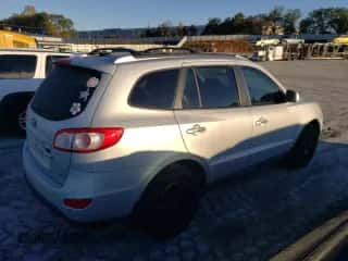 2012 Hyundai Santa Fe Limited with VIN 5XYZK4AG9CG113819, listed as a Copart auction lot 90697815 with 233,508 mi miles and Clean title. Bid and sale history available at DreamBid. Image 3.