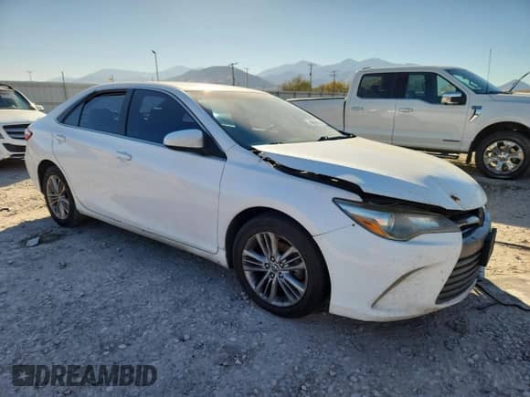 2015 Toyota Camry SE with VIN 4T1BF1FK1FU038548, listed as a Copart auction lot 82595125 with 653,434 mi miles and Clean title. Bid and sale history available at DreamBid. Image 4.