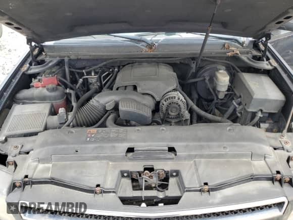 2011 Chevrolet Suburban LS with VIN 1GNSKHE37BR355760, listed as a Copart auction lot 60848905 with 121,065 mi miles and Salvage title. Bid and sale history available at DreamBid. Image 12.