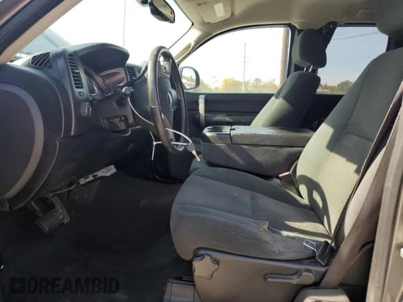 2007 Chevrolet Silverado 1500 Work Truck с VIN 2GCEK19C371664357, выставлен на аукционе Copart как лот 76733594 с пробегом 191 133 миль миль и На запчасти • Non repairable. История ставок и продаж доступна на DreamBid. Изображение 7.