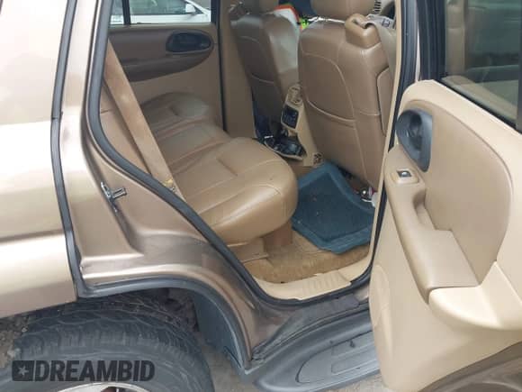2002 Chevrolet TrailBlazer LTZ с VIN 1GNDT13S922369319, выставлен на аукционе IAAI как лот 42224037 с пробегом 169 203 миль миль и . История ставок и продаж доступна на DreamBid. Изображение 8.