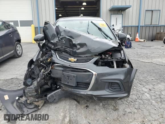 2020 Chevrolet Sonic LT z VIN 1G1JD5SB9L4108398, wystawiony jako Copart lot #69212365 z przebiegiem 103 420 mil mil oraz Szkoda całkowita • Salvage title. Historia ofert i sprzedaży dostępna na DreamBid. Obrazek 5.