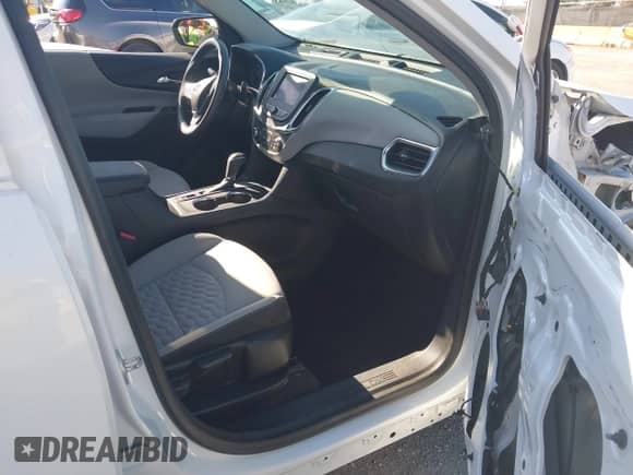 2020 Chevrolet Equinox LS с VIN 3GNAXHEV1LS732676, выставлен на аукционе IAAI как лот 43130958 с пробегом 44 012 миль миль и . История ставок и продаж доступна на DreamBid. Изображение 5.