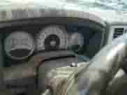 2005 Dodge Dakota Laramie z VIN 1D7HW58N15S145340, wystawiony jako Copart lot #58954154 z przebiegiem Nie podano mil oraz Szkoda całkowita • Salvage title. Historia ofert i sprzedaży dostępna na DreamBid. Obrazek 9.