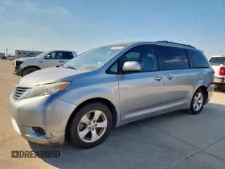 2011 Toyota Sienna LE AAS with VIN 5TDKK3DC1BS134590, listed as a Copart auction lot 84289525 with 152,321 mi miles and Salvage title. Bid and sale history available at DreamBid. Image 1.