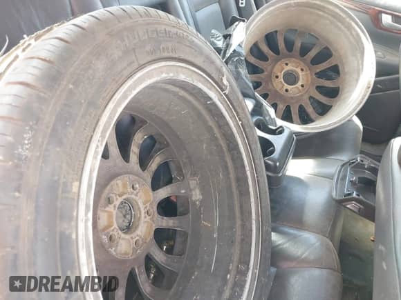 2007 Volvo S60 2.5L Turbo с VIN YV1RS592072616549, выставлен на аукционе IAAI как лот 43010198 с пробегом 242 583 миль миль и . История ставок и продаж доступна на DreamBid. Изображение 12.