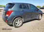 2021 Chevrolet Trax LS z VIN KL7CJKSB9MB338492, wystawiony jako Copart lot #84201705 z przebiegiem 74 537 mil mil oraz Szkoda całkowita • Salvage title. Historia ofert i sprzedaży dostępna na DreamBid. Obrazek 3.