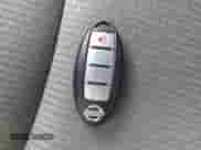 2019 Nissan Pathfinder S z VIN 5N1DR2MN5KC652005, wystawiony jako IAAI lot #41305828 z przebiegiem 65 473 mil mil oraz . Historia ofert i sprzedaży dostępna na DreamBid. Obrazek 11.