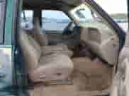 1998 GMC Sierra 1500 с VIN 1GTEC19R8WR509925, выставлен на аукционе IAAI как лот 42080610 с пробегом 239 657 миль миль и . История ставок и продаж доступна на DreamBid. Изображение 5.