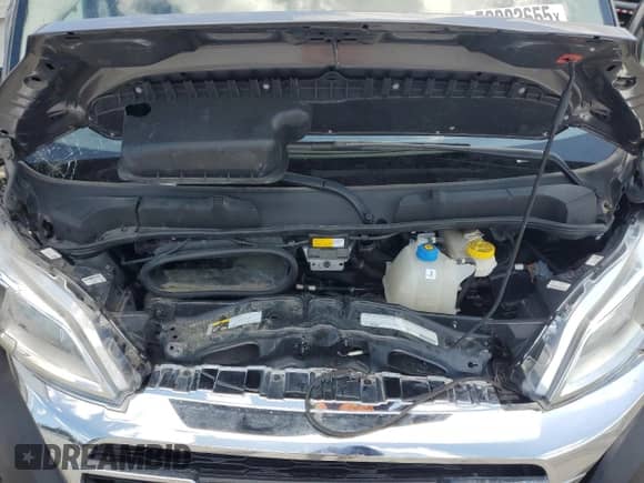 2023 Ram ProMaster Cargo z VIN 3C6LRVBGXPE505966, wystawiony jako Copart lot #58083655 z przebiegiem 6 702 mil mil oraz Szkoda całkowita • Salvage title. Historia ofert i sprzedaży dostępna na DreamBid. Obrazek 7.