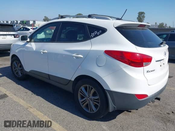 2015 Hyundai Tucson Limited с VIN KM8JUCAG6FU958353, выставлен на аукционе IAAI как лот 42229449 с пробегом 100 345 миль миль и . История ставок и продаж доступна на DreamBid. Изображение 3.