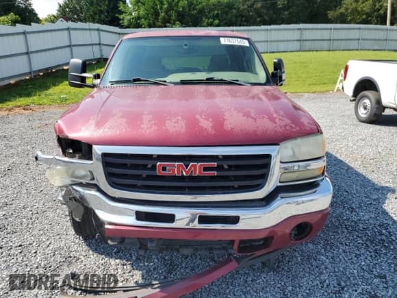 2006 GMC Sierra 1500 SLE2 with VIN 2GTEC13Z861254940, listed as a Copart auction lot 71637645 with 220,460 mi miles and Salvage title. Bid and sale history available at DreamBid. Image 5.