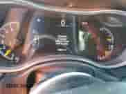 2020 Jeep Grand Cherokee Trailhawk z VIN 1C4RJFLG4LC372170, wystawiony jako Copart lot #84940135 z przebiegiem 39 081 mil mil oraz Szkoda całkowita • Salvage title. Historia ofert i sprzedaży dostępna na DreamBid. Obrazek 9.