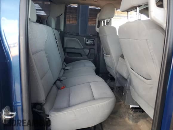 2017 Chevrolet Silverado 2500HD Work Truck z VIN 1GC2KUEG0HZ151797, wystawiony jako Copart lot #67667085 z przebiegiem 225 607 mil mil oraz Szkoda całkowita • Salvage title. Historia ofert i sprzedaży dostępna na DreamBid. Obrazek 10.