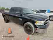 2019 Ram 1500 Tradesman z VIN 1C6RR6FGXKS514912, wystawiony jako Copart lot #70864885 z przebiegiem 180 346 mil mil oraz Szkoda całkowita • Salvage title. Historia ofert i sprzedaży dostępna na DreamBid. Obrazek 4.