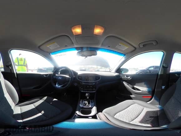 2019 Hyundai Ioniq z VIN KMHC65LD6KU139175, wystawiony jako IAAI lot #42227500 z przebiegiem 36 645 mil mil oraz . Historia ofert i sprzedaży dostępna na DreamBid. Obrazek 18.