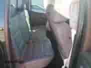 2017 GMC Sierra 1500 SLT z VIN 1GTV2NEJ6HZ158879, wystawiony jako Copart lot #70615824 z przebiegiem 63 818 mil mil oraz Czysty tytuł • Clean title. Historia ofert i sprzedaży dostępna na DreamBid. Obrazek 10.