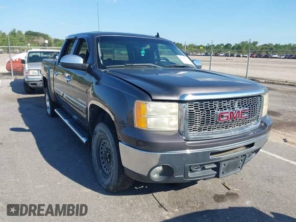 2011 GMC Sierra 1500 SLE z VIN 3GTP1VE06BG313943, wystawiony jako IAAI lot #43412577 z przebiegiem Nie podano mil oraz . Historia ofert i sprzedaży dostępna na DreamBid. Obrazek 1.