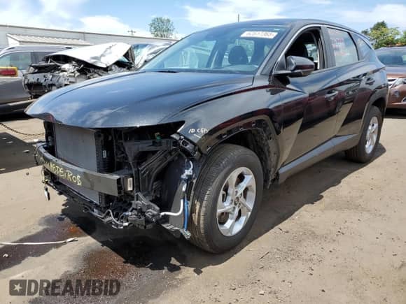 2024 Hyundai Tucson SE z VIN 5NMJACDE9RH380039, wystawiony jako Copart lot #62517365 z przebiegiem 18 711 mil mil oraz Szkoda całkowita • Salvage title. Historia ofert i sprzedaży dostępna na DreamBid. Obrazek 1.