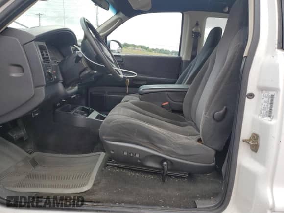 2004 Dodge Dakota Sport with VIN 1D7HG32NX4S603420, listed as a Copart auction lot 70382335 with 204,265 mi miles and Salvage title. Bid and sale history available at DreamBid. Image 7.