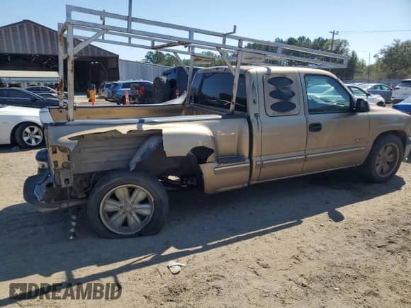 2000 Chevrolet Silverado 1500 LS z VIN 2GCEC19T1Y1270581, wystawiony jako Copart lot #82360295 z przebiegiem Nie podano mil oraz Szkoda całkowita • Salvage title. Historia ofert i sprzedaży dostępna na DreamBid. Obrazek 3.