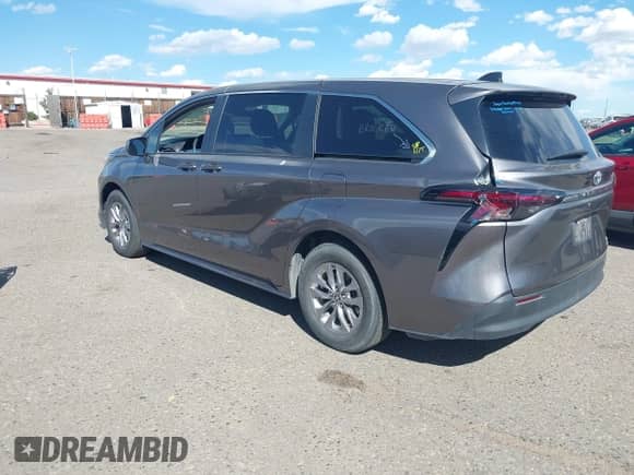 2024 Toyota Sienna LE with VIN 5TDKRKEC6RS213090, listed as a IAAI auction lot 43176271 with 29,654 mi miles and . Bid and sale history available at DreamBid. Image 3.