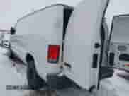 2014 Ford Econoline Cargo Super Duty Commercial z VIN 1FTSE3EL5EDA27709, wystawiony jako IAAI lot #41215241 z przebiegiem 214 536 mil mil oraz . Historia ofert i sprzedaży dostępna na DreamBid. Obrazek 3.