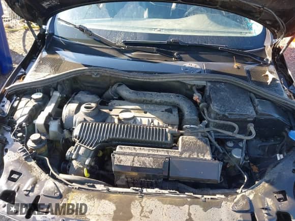 2012 Volvo S60 T5 с VIN YV1622FS1C2048425, выставлен на аукционе IAAI как лот 43324845 с пробегом 250 499 миль миль и . История ставок и продаж доступна на DreamBid. Изображение 10.