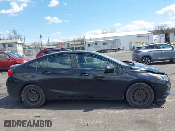 2018 Chevrolet Cruze LS с VIN 1G1BB5SM8J7111882, выставлен на аукционе IAAI как лот 42021182 с пробегом 236 326 миль миль и . История ставок и продаж доступна на DreamBid. Изображение 13.