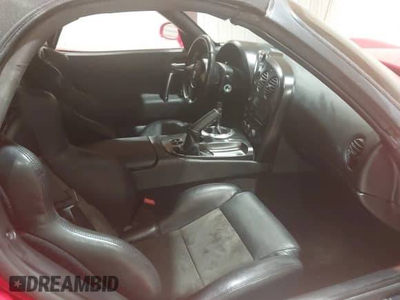 2003 Dodge Viper SRT-10 с VIN 1B3JR65ZX3V501667, выставлен на аукционе IAAI как лот 42926637 с пробегом 26 405 миль миль и . История ставок и продаж доступна на DreamBid. Изображение 5.