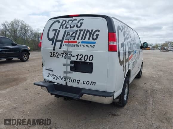 2021 Chevrolet Express Cargo with VIN 1GCWGAF75M1194461, listed as a IAAI auction lot 42122648 with 64,047 mi miles and . Bid and sale history available at DreamBid. Image 16.