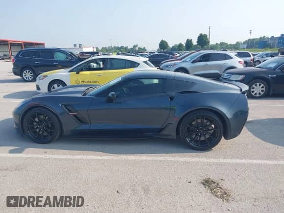 2019 Chevrolet Corvette Grand Sport 1LT с VIN 1G1YW2D7XK5116017, выставлен на аукционе IAAI как лот 42396501 с пробегом 34 034 миль миль и . История ставок и продаж доступна на DreamBid. Изображение 14.