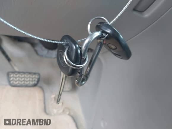 2006 Toyota Sienna XLE z VIN 5TDBA22C96S071602, wystawiony jako IAAI lot #42918077 z przebiegiem 214 818 mil mil oraz . Historia ofert i sprzedaży dostępna na DreamBid. Obrazek 11.