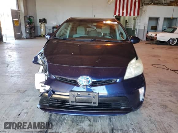 2013 Toyota Prius Two with VIN JTDKN3DU2D1732140, listed as a Copart auction lot 86114745 with 214,574 mi miles and Salvage title. Bid and sale history available at DreamBid. Image 5.