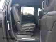 2023 Chevrolet Suburban Premier z VIN 1GNSKFKDXPR385697, wystawiony jako IAAI lot #42601771 z przebiegiem 75 487 mil mil oraz . Historia ofert i sprzedaży dostępna na DreamBid. Obrazek 8.
