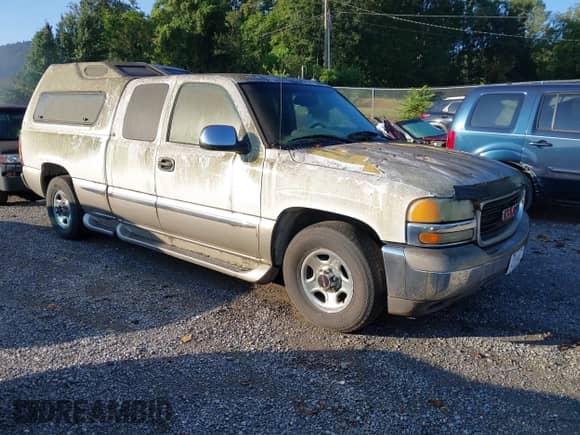 2002 GMC Sierra 1500 SLE с VIN 2GTEC19T521378421, выставлен на аукционе IAAI как лот 43137051 с пробегом Не указан миль и . История ставок и продаж доступна на DreamBid. Изображение 1.