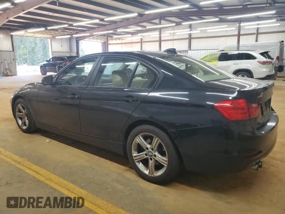 2015 BMW 3 Series 328i с VIN WBA3A5G53FNS87271, выставлен на аукционе Copart как лот 85204215 с пробегом 120 644 миль миль и Чистый • Clean title. История ставок и продаж доступна на DreamBid. Изображение 2.