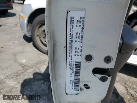 2004 Dodge Neon SE with VIN 1B3ES26C84D557834, listed as a Copart auction lot 72756434 with 235,046 mi miles and Salvage title. Bid and sale history available at DreamBid. Image 13.