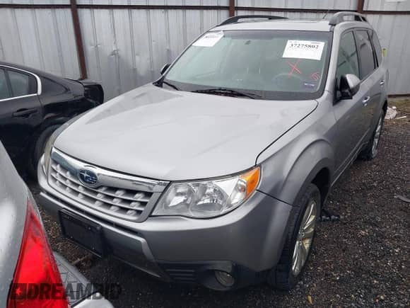 2011 Subaru Forester X Limited z VIN JF2SHAEC5BH723620, wystawiony jako IAAI lot #37275802 z przebiegiem 142 079 mil mil oraz . Historia ofert i sprzedaży dostępna na DreamBid. Obrazek 6.