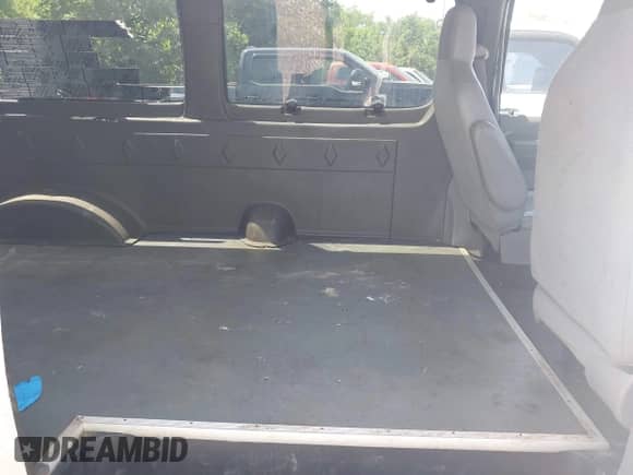 2013 Ford Econoline Cargo Commercial с VIN 1FTSS3EL6DDB08712, выставлен на аукционе IAAI как лот 42264955 с пробегом 148 315 миль миль и . История ставок и продаж доступна на DreamBid. Изображение 8.