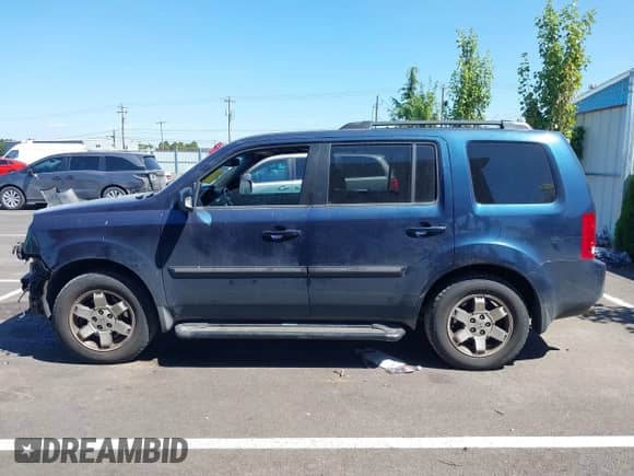 2010 Honda Pilot Touring с VIN 5FNYF4H90AB003639, выставлен на аукционе IAAI как лот 42935064 с пробегом 215 394 миль миль и . История ставок и продаж доступна на DreamBid. Изображение 15.