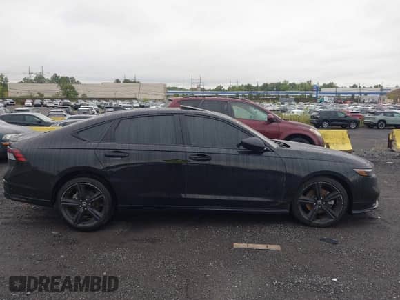 2024 Honda Accord Sport-L with VIN 1HGCY2F78RA077942, listed as a IAAI auction lot 42994008 with 18,889 mi miles and . Bid and sale history available at DreamBid. Image 13.